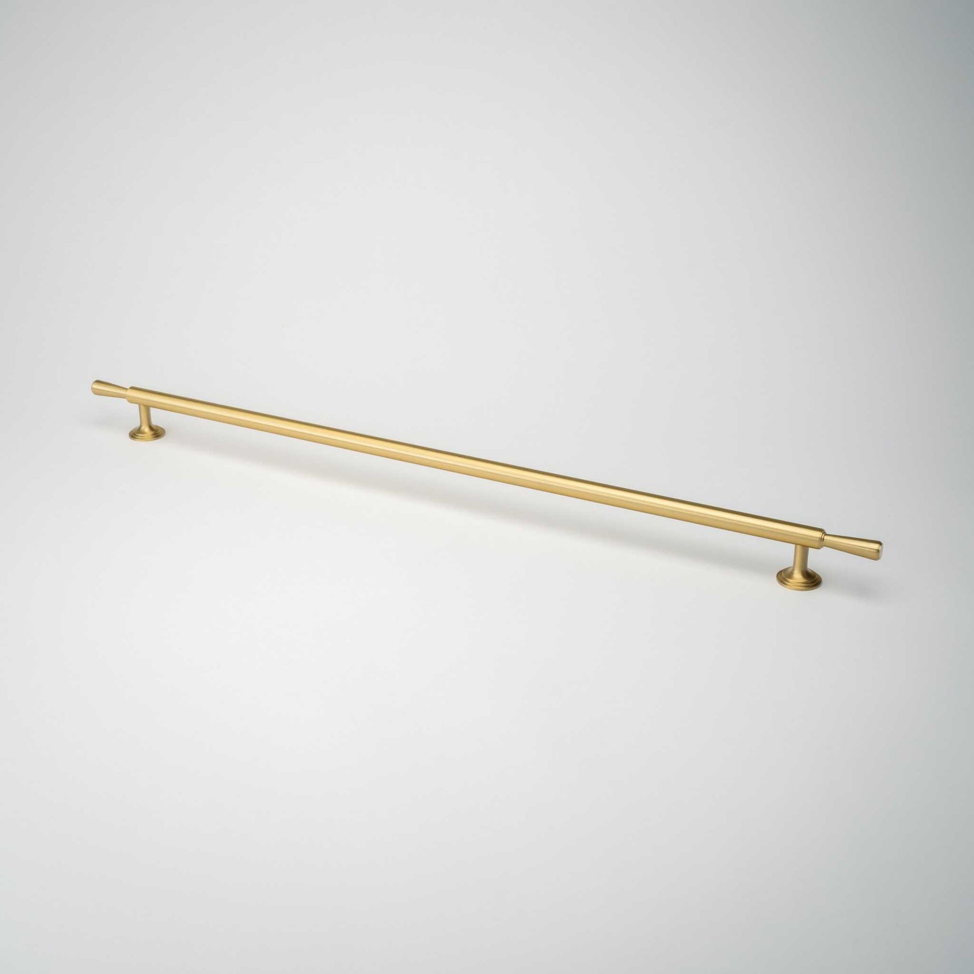 Tuxedo, Solid Brass Cabinet Pulls


Meet Tuxedo, our new deco-inspired cabinet knob. A sleek, classic design with a modern edge. Its beautiful "stacked" base and tapered ends add visual interest, repullTuxedo, Solid Brass Cabinet Pulls