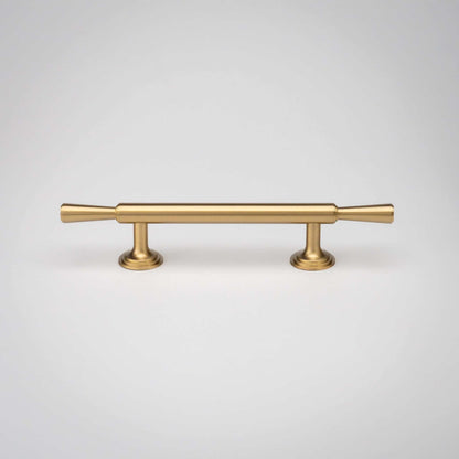 Tuxedo, Solid Brass Cabinet Pulls


Meet Tuxedo, our new deco-inspired cabinet knob. A sleek, classic design with a modern edge. Its beautiful "stacked" base and tapered ends add visual interest, repullTuxedo, Solid Brass Cabinet Pulls