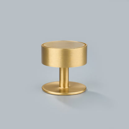 Gateau, Solid Brass Knobs