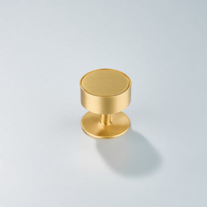 Gateau, Solid Brass Knobs