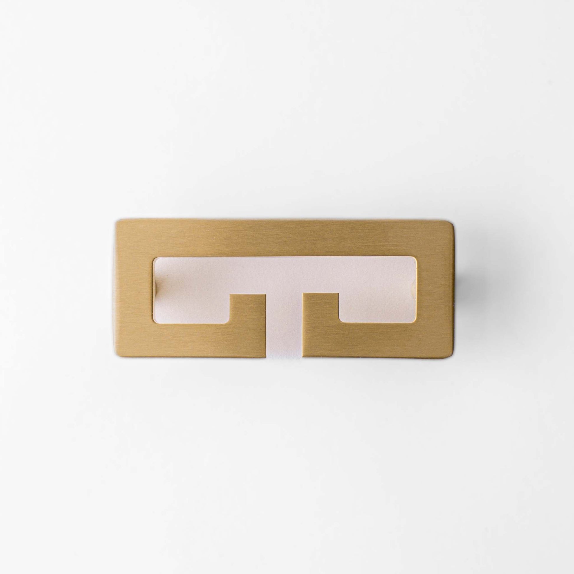 Chloe, Solid Brass Greek Key Pull

Chloe, our solid brass modern Greek Key pull is certainly an artful addition to the home. It's unique shape makes any door or cabinet look classy and chic. With ChpullChloe, Solid Brass Greek Key Pull