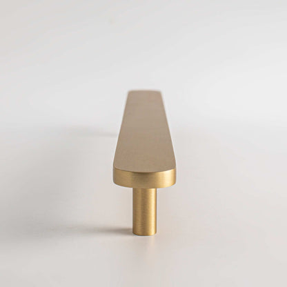 Orbital, Solid Brass Appliance Pulls


Our Orbital Pull adds a touch of simplicity to any contemporary design project. The solid brass construction has an incredible weight in the hand, ensuring it wilappliance pullOrbital, Solid Brass Appliance Pulls