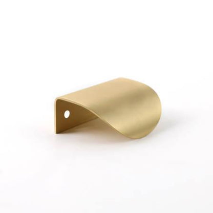 Curve Pull, Solid Brass Edge Pulls

 Curve is an ageless, gracefully designed brass cabinet edge pull.



This product is not available in brick and mortar retail stores.

Perfect for:

High use areapullCurve Pull, Solid Brass Edge Pulls