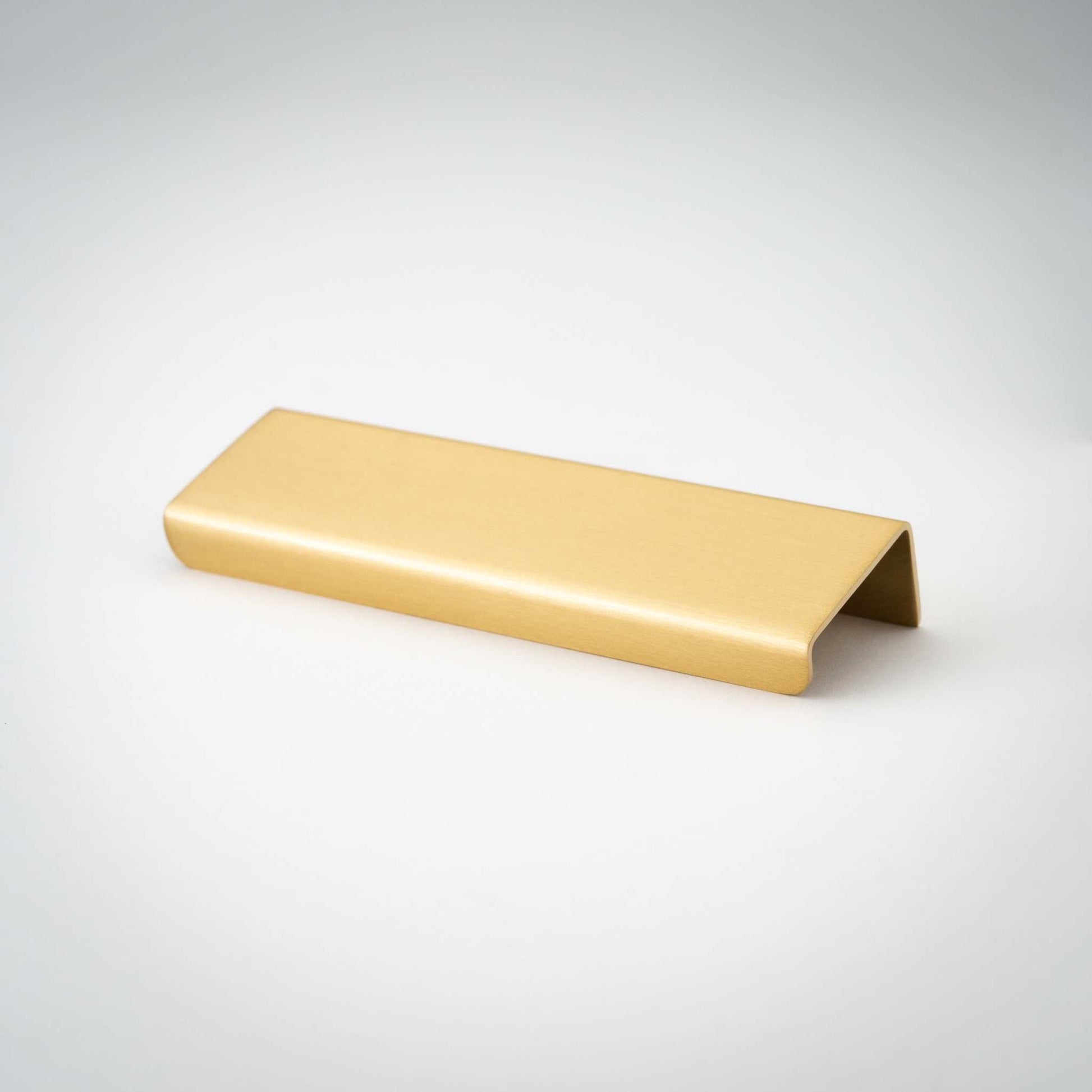 Verge, Solid Brass Edge Pulls


Meet our new line of Verge Edge Pulls.  Similar in weight and feel to our Grip Edge pull, but now available at more accessible price. The solid and heavy brass copullVerge, Solid Brass Edge Pulls