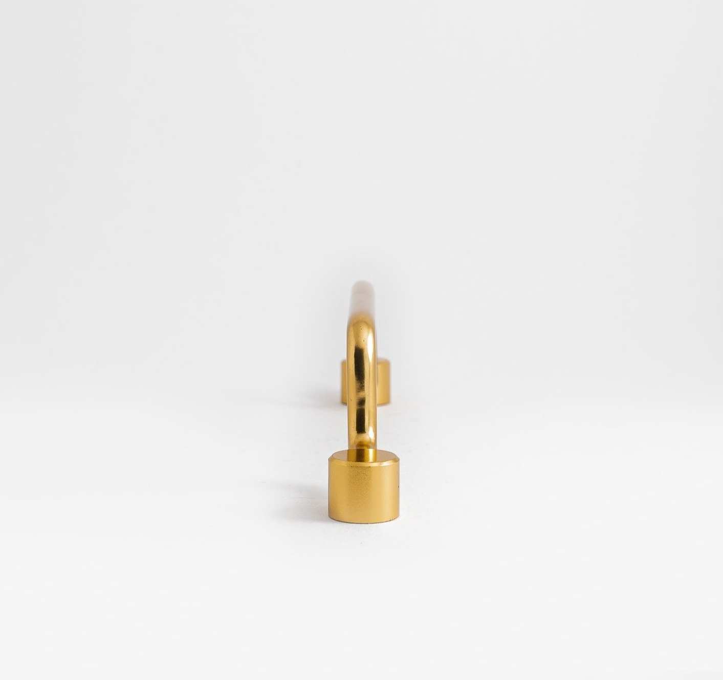 Dainty, Solid Brass Cabinet Pull


Dainty is a unique yet simple accent for your cabinetry. The Beauty Lies in the Character:This item is handmade and studio produced, which by nature results in mipullDainty, Solid Brass Cabinet Pull