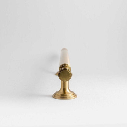 Tuxedo, Solid Brass Cabinet Pulls


Meet Tuxedo, our new deco-inspired cabinet knob. A sleek, classic design with a modern edge. Its beautiful "stacked" base and tapered ends add visual interest, repullTuxedo, Solid Brass Cabinet Pulls